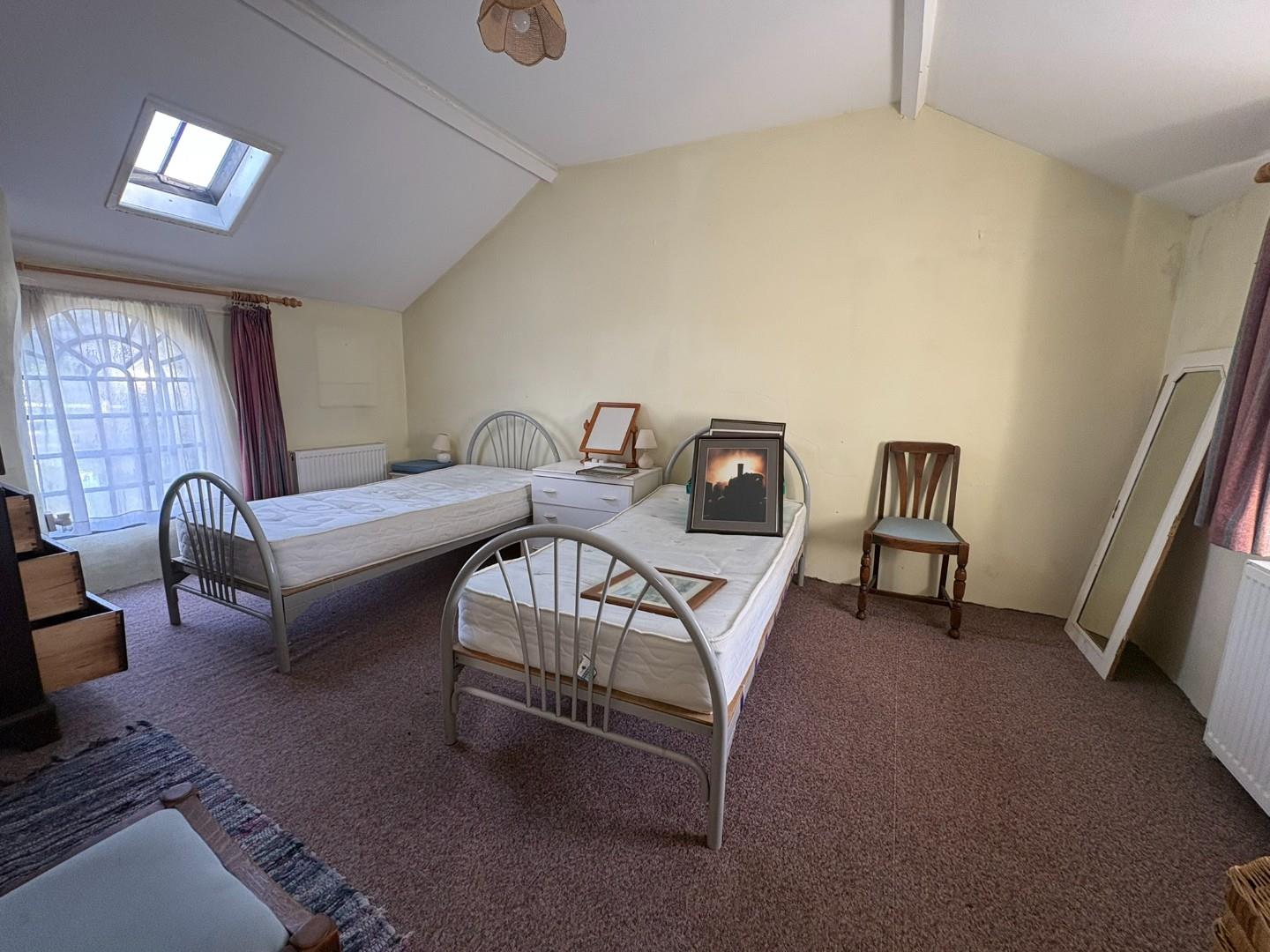 Bedroom 1.JPEG